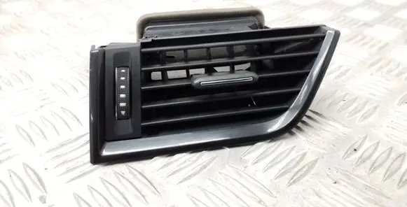 Skoda Octavia Mk3 (5E) Dashboard side air vent grill/cover trim 5E0819701 5E0819701A
