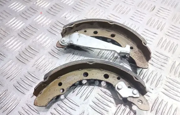 Volkswagen Golf III Handbrake/parking brake pads JQ202007