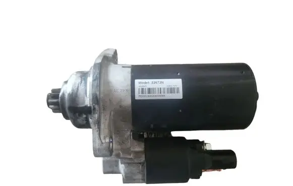 Volkswagen PASSAT B6 Starter motor 32673N