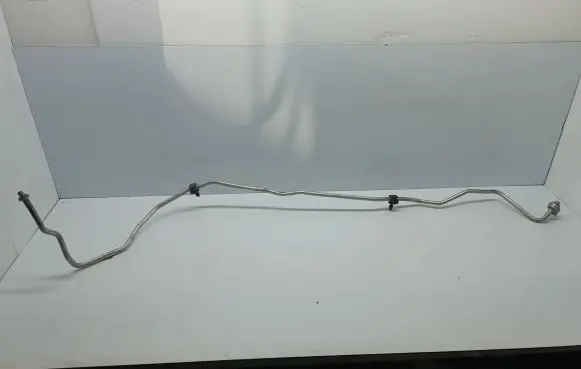 Jeep Grand Cherokee (WK) Air conditioning (A/C) pipe/hose