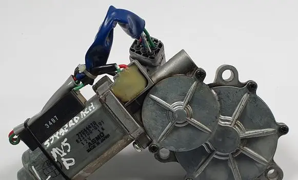Mazda MX-5 NC Miata Folding roof motor 823700-0191