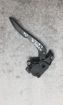 Renault Master III Accelerator throttle pedal 8200672369C 6PV00997801