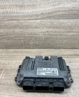 Peugeot 206 Engine control unit/module 9658556780 0281011783