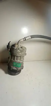Volkswagen Golf IV Air conditioning (A/C) compressor (pump) 1J0820803A