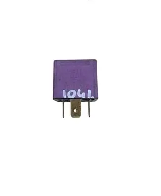 Opel Corsa C Other relay 90464759 0332019452