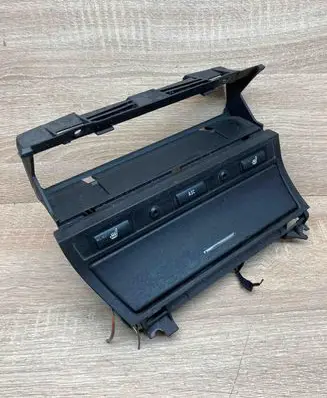 BMW 3 E46 Car ashtray 307110100 8363694