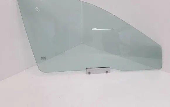 Volvo S40, V40 Front door window glass four-door