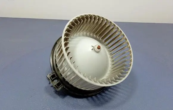 Subaru XV I Heater fan/blower 87270006060