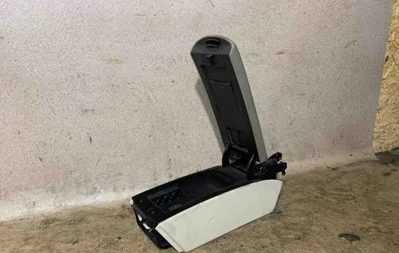 Mercedes-Benz SL R230 Armrest A2306800050