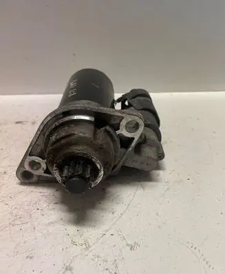 Volkswagen Golf V Starter motor