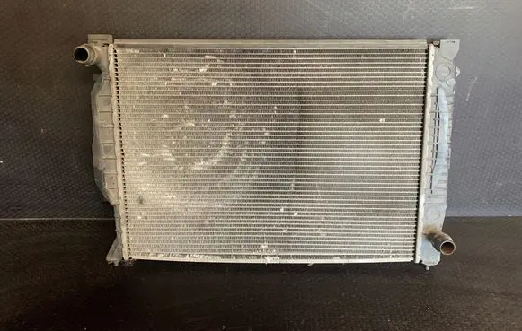Audi A6 S6 C5 4B Coolant radiator 4B0121251 15378852