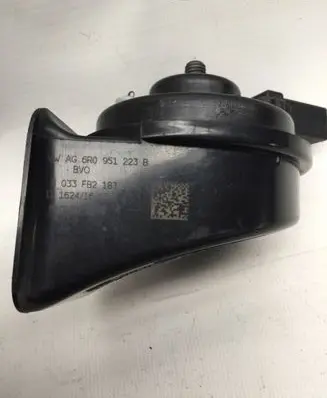 Volkswagen Polo V 6R Horn signal 6R0951223B