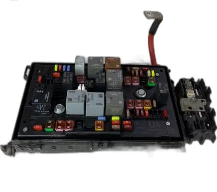 Opel Astra J Fuse box set 13368638TU