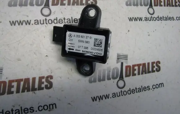 Mercedes-Benz GL X164 Airbag deployment crash/impact sensor A0038212751