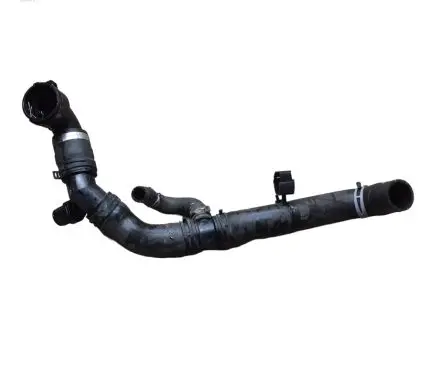 Land Rover Discovery 5 Engine coolant pipe/hose HPLA8286DA