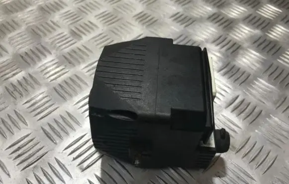 Volkswagen PASSAT B4 Horn signal