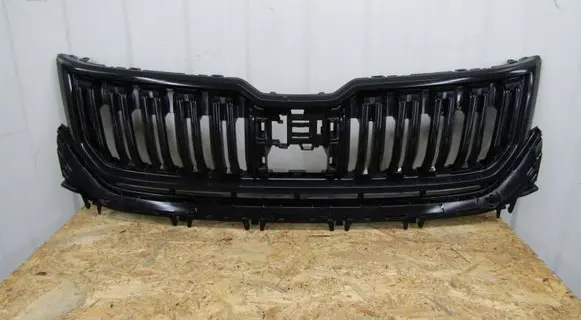 Skoda Kodiaq Front bumper upper radiator grill 565853663
