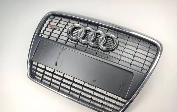 Audi A6 S6 C6 4F Front bumper upper radiator grill 4F0853651
