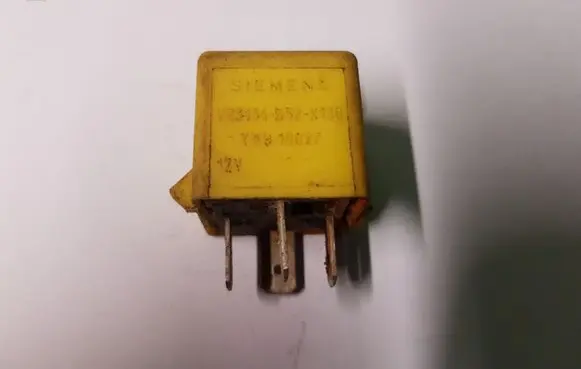Land Rover Discovery Other relay YWB10027