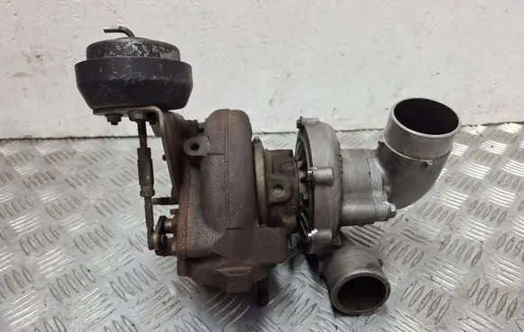 Toyota Corolla Verso AR10 Turbo 172010R021 172010R022 07101700597