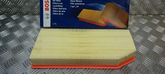 Mercedes-Benz C W203 Air filter 1457433065