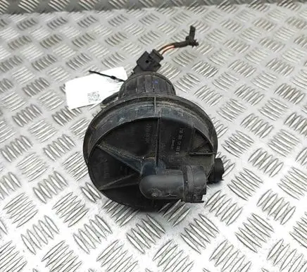 Volkswagen Phaeton Secondary air pump 3D0131083B 07C959253A