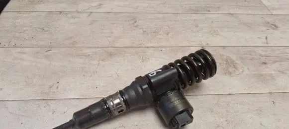 Mitsubishi Grandis Fuel injector 03G130073G