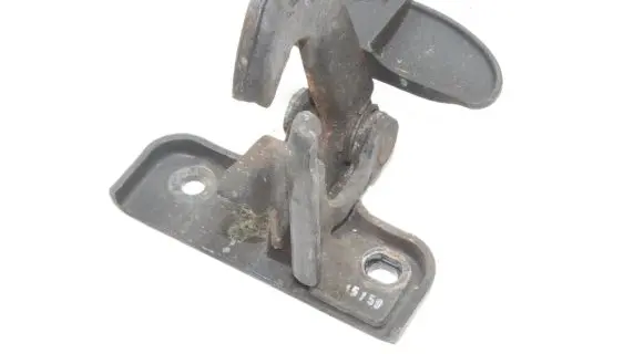 Mercedes-Benz CLK A209 C209 Engine bonnet (hood) release handle A2098800164