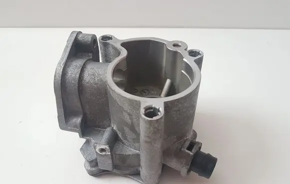 Volvo V60 Vacuum pump 31480558