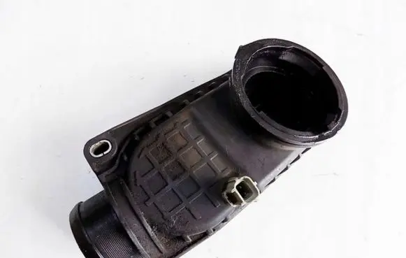 Land Rover Discovery 3 - LR3 Air intake hose/pipe