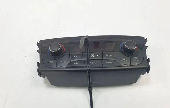 Suzuki SX4 S-Cross Climate control/heater control trim 39510-61M10