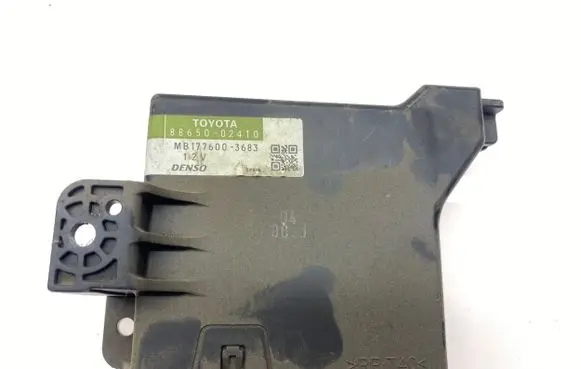 Toyota Auris 150 Air conditioning/heating control unit 8865002410