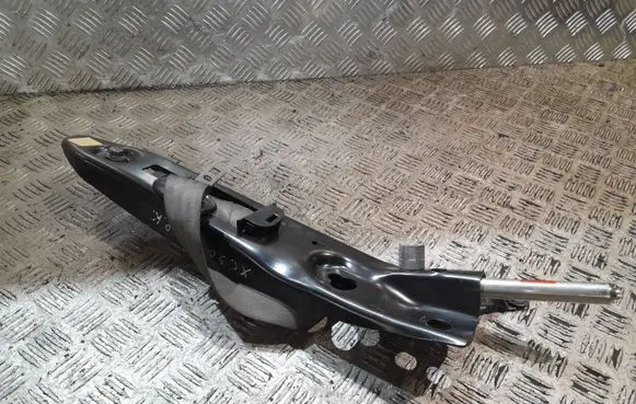 Volvo XC90 Front seatbelt 30730591