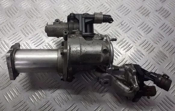 Renault Megane II EGR valve cooler 8200729079