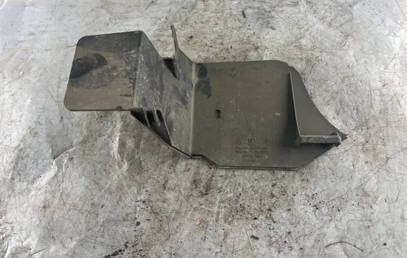 Opel Vectra C Battery box tray cover/lid 24438484