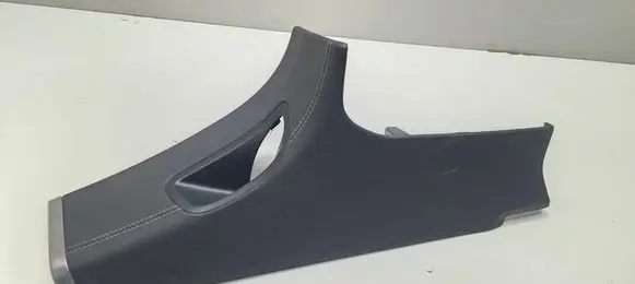 (C) pillar trim
