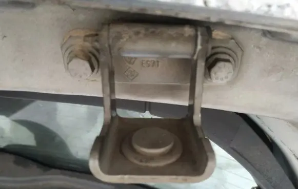 Renault Megane II Tailgate/trunk/boot hinge
