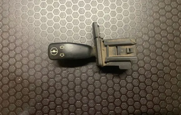 BMW X5 E53 Steering wheel adjustment switch 8373901