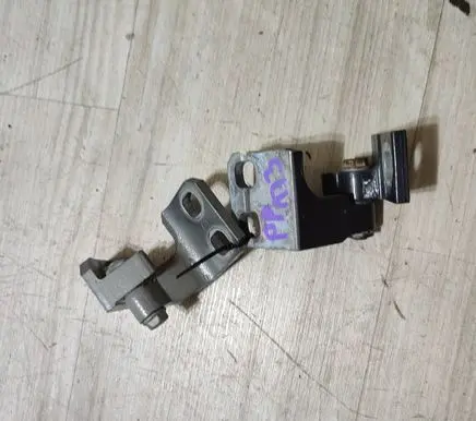 Fiat 500X Front door hinge set A048903