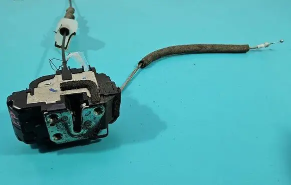 Nissan Qashqai Front door lock IMPRK1499116