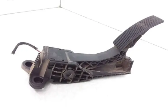 Mercedes-Benz R W251 Accelerator throttle pedal A1643000004
