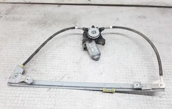 Renault Scenic RX Front door window regulator with motor