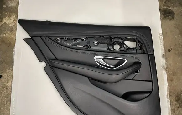 Mercedes-Benz E W213 Front door interior light A0028201901 A2137602100 A2137374000