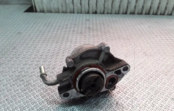 Vacuum pump