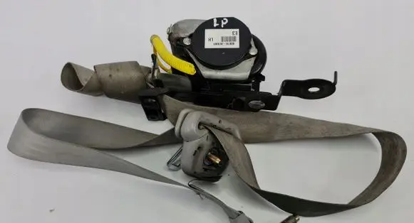 Hyundai Terracan Front seatbelt 88810H1060
