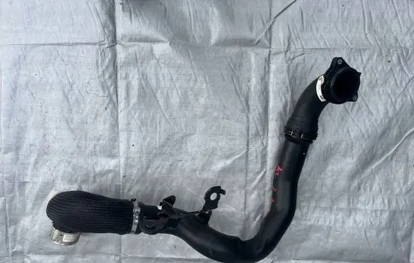 Jeep Cherokee Intercooler hose/pipe 68199049AD 38721E