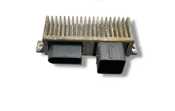 Opel Movano B Glow plug pre-heat relay 271206395R RCS812