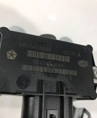 Chrysler Pacifica Fuel injection pump control unit/module 68434538AA 9347420021518 50732A