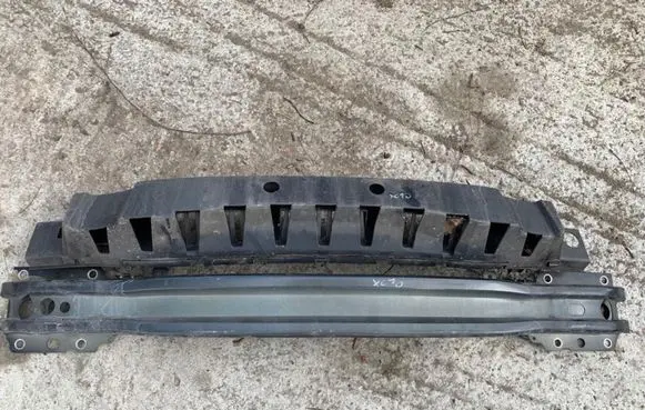 Volvo XC70 Front bumper cross member