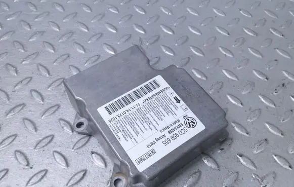 Volkswagen PASSAT B7 USA Airbag control unit/module 5C0959655